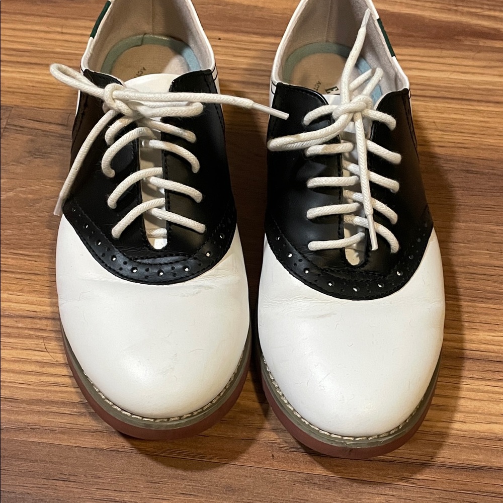 Eastland Sadie Saddle Shoes - Picture 7 of 9